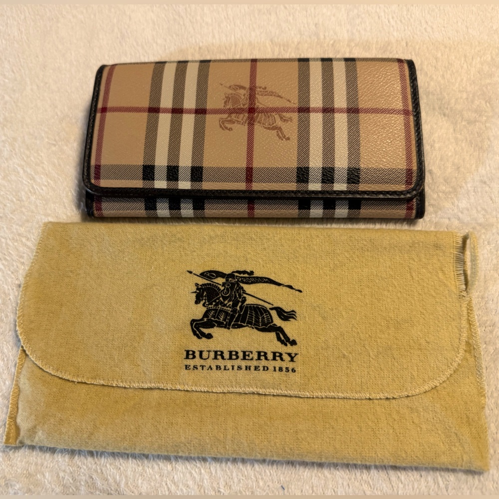 Burberry check long wallet